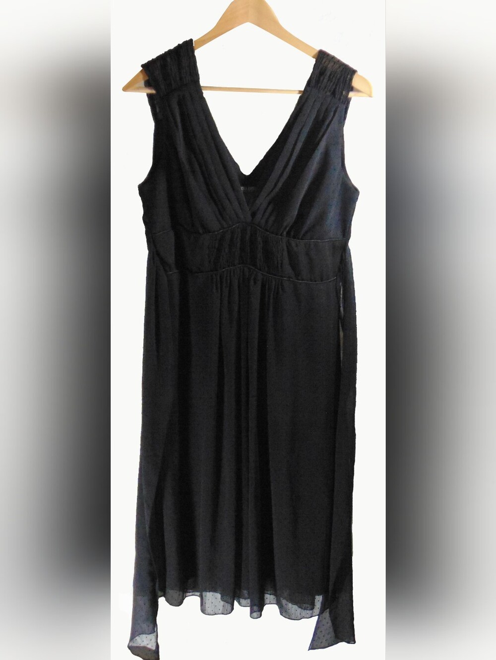 Bisou Bisou Black Dress – Size 8 – V-Neck